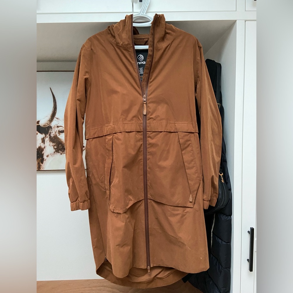 Lovely long tabacco rain jacket